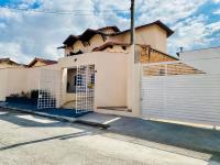Casa Família Silva próximo ao Santuário Nacional - Chambres d'hôtes Aparecida