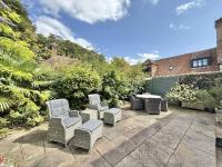 Joiners - B&B Rousdon