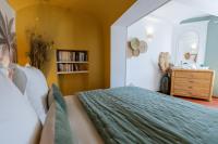 Queen Suite with Spa Bath