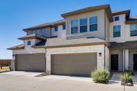 < 2 Mi Kalahari & Dell Diamond! Modern Townhome - B&B Round Rock