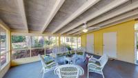 Mellow Yellow - B&B Jekyll Island