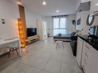 Smart Studio Waves - B&B Torremolinos