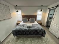 Opulent Escape Secret Nest - B&B Port Elizabeth