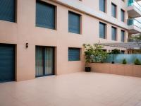 Luxury 2BR Spacious & Stylish with Patio near Metro - B&B Odivelas