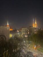 Orange and Towers Apartment - B&B Breslavia