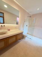 Camera Quadrupla con Bagno Privato 