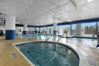 Steps to Beach, Year-Round Fun, Ocean Views, Indoor Outdoor Pools, Hot Tub - B&B Myrtle Beach