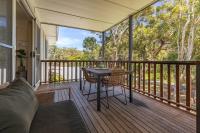 The Lazy Seal - B&B Seal Rocks