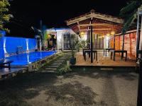 Indunil Family Residence With Pool Hiriketiya - B&B Horagoda