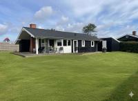 Fantastic View And 150 Meters To The Beach - B&B Sønderby