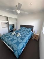 Waterfront Private Room in Labrador - B&B Gold Coast