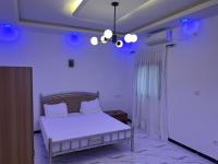 KANE Résidence, chambres meublées, confortables et abordables à Saint-Louis - B&B Saint-Louis