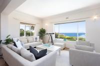 Beach Haven - steps from penguins w pool & views - B&B Città del Capo