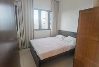 One-Bedroom Loft Apartment with One Queen Bed