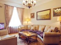 3 bedroom apartment on Kreschatik 8b maidan