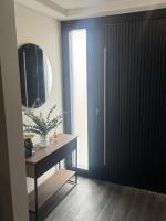 Stylish 3 Bedroom Townhouse in Prime Location - B&B Accra