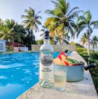 Swim & Paint Art Retreat - B&B Las Piedras