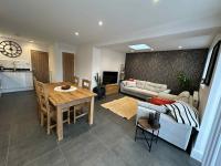 Brain Properties Limited - Contractor and Leisure Stay 4 Bedroom all ensuite house with Parking - B&B Portsmouth