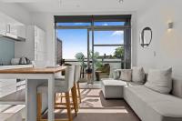 Modern Abode - Parking - Views near Ponsonby Rd - B&B Auckland