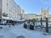 Sognu di Matteu - Bel appartement entièrement climatisé - vue mer, vieux port Bastia - Chambres d'hôtes Bastia