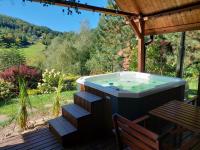 Domek za lasem - Bed and Breakfast Laskowa