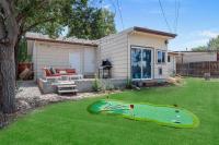 6BR Family Retreat with Games Billiards Mini Golf BBQ and Yard - B&B Westminster