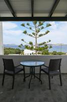 Doppelzimmer mit Balkon und Meerblick