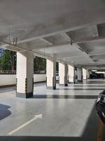 Cozy Apartment, 2 bedrooms, 2 bathrooms, Rooftop swimming, Full packed GYM, and workplaces in the Heart of Westlands, Nairobi - Chambres d'hôtes Nairobi