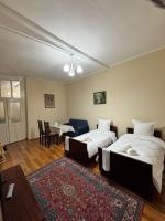 RamHouse Apartment - Bed and Breakfast Bakoe