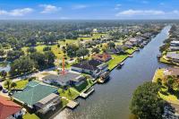 Canal front Pool & Dock water toys Oasis 96 Club House - Bed and Breakfast Palm Coast