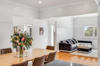 Botanic Breeze! Opposite Queens Park! - Ferienwohnung Toowoomba