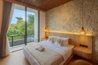 Vin Villa Kerobokan 2BR with Private Pool - Bed and Breakfast Kerobokan