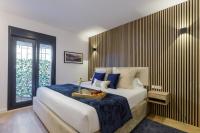 Living4Malaga Miramar Luxe Beach Apartment - B&B Málaga