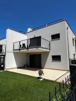 Luxury Apartment LIGHT - Ferienwohnung Nova Vas