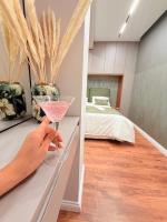 Oen Living Apartment - Bed and Breakfast Tirana