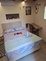 Cosy studio in a yard - B&B Atenas