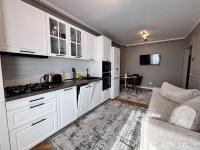 Sky Resort Apartment - Parking, AC & Kingsize Bed - B&B Cluj-Napoca