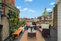Central London Panorama - Private Rooftop 2BHK - Bed and Breakfast Londen