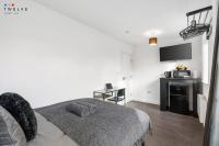 Bright & Modern Room in Brixton - Shared Bathroom - Bed and Breakfast Londen