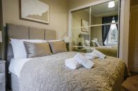 Neilston Gateaway - B&B Paisley