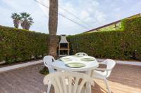 WELCS APARTAMENTOS FALCONERA con piscina - B&B Empuriabrava