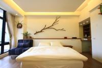 Deluxe Double Room with Garden View