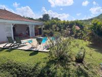 Villa piscine face au Rocher du Diamant - Bed and Breakfast Le Diamant