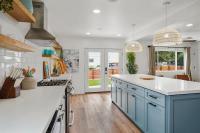Spectacular Coastal Farmhouse 4BR in Ocean Beach! - B&B San Diego