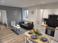 Appart budget avec parking au centre-ville - B&B Charleville-Mézières