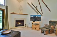 Park Forest Deer Trail Townhome: Hot Tub, On Shuttle Route - B&B Breckenridge