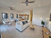Luxury 2-Bedroom Apartment with Pool & Fast Wi-Fi - B&B Willemstad