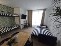 Escudero Bajo A Apartment - B&B Madrid