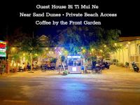 Bi Ti Guest House Mui Ne - Private Beach & Coffe - Bed and Breakfast Ấp Long Sơn