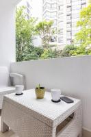 Center City Flats - Apartments Park Poblado, Lleras Medellin - B&B Medellín